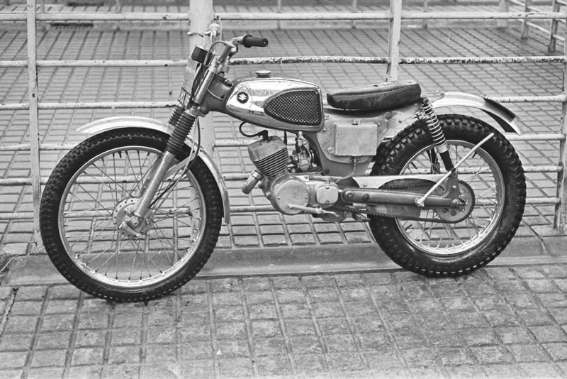 1968 Gaunt Suzuki